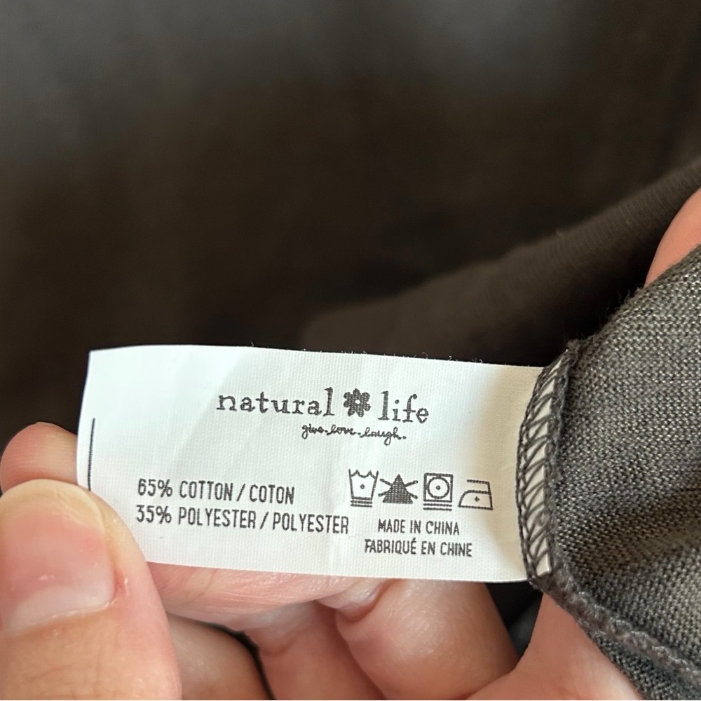 NATURAL LIFE Gray Top with Plaid Sleeves Medium - Picture 10 of 11
